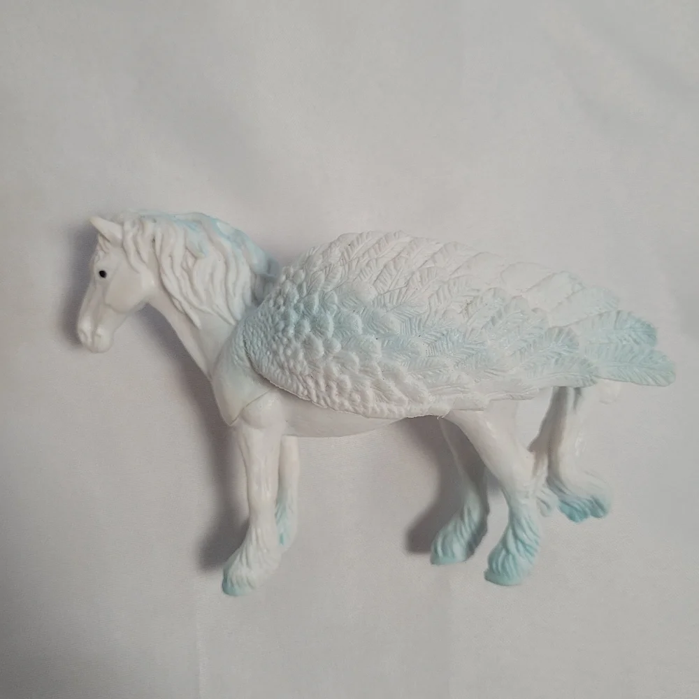 Lot of 2 Greenbrier International Mythical Figures Unicorn Pegasus NWOT
